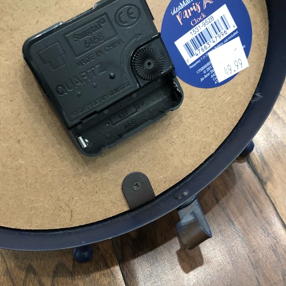 Cute Retro Navy Blue Clock With Flowers - Picture 9 of 9